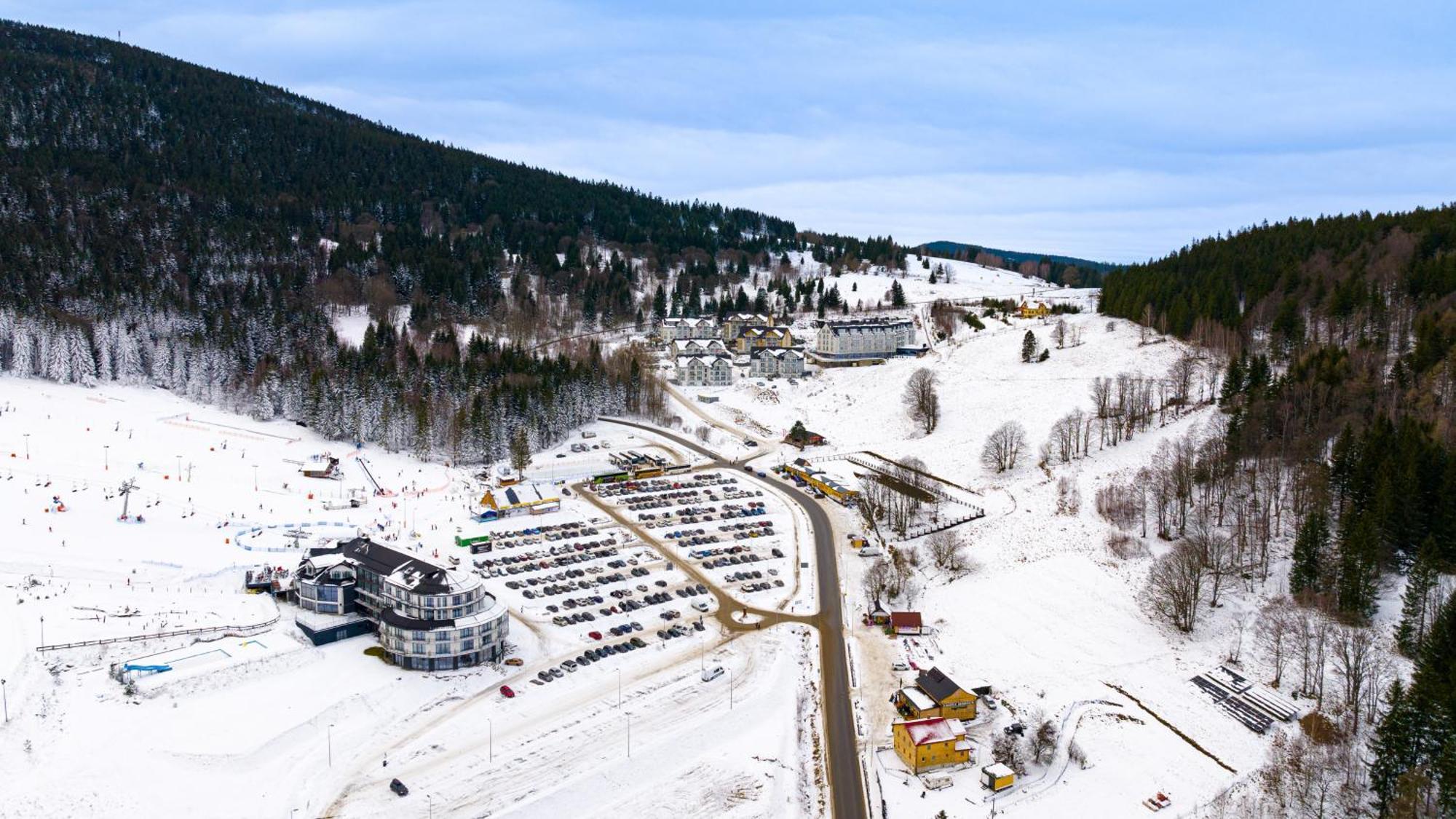 Apartment Czarna Perla - Czarna Gora By Sun & Snow Z Basenem I Sniadaniem