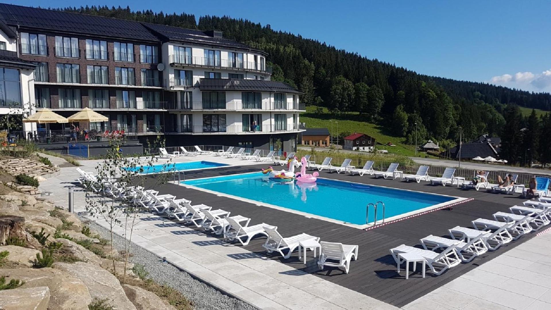 Czarna Perla - Czarna Gora Resort By Sun & Snow Basenem I Sniadaniem Sienna (Klodzko)