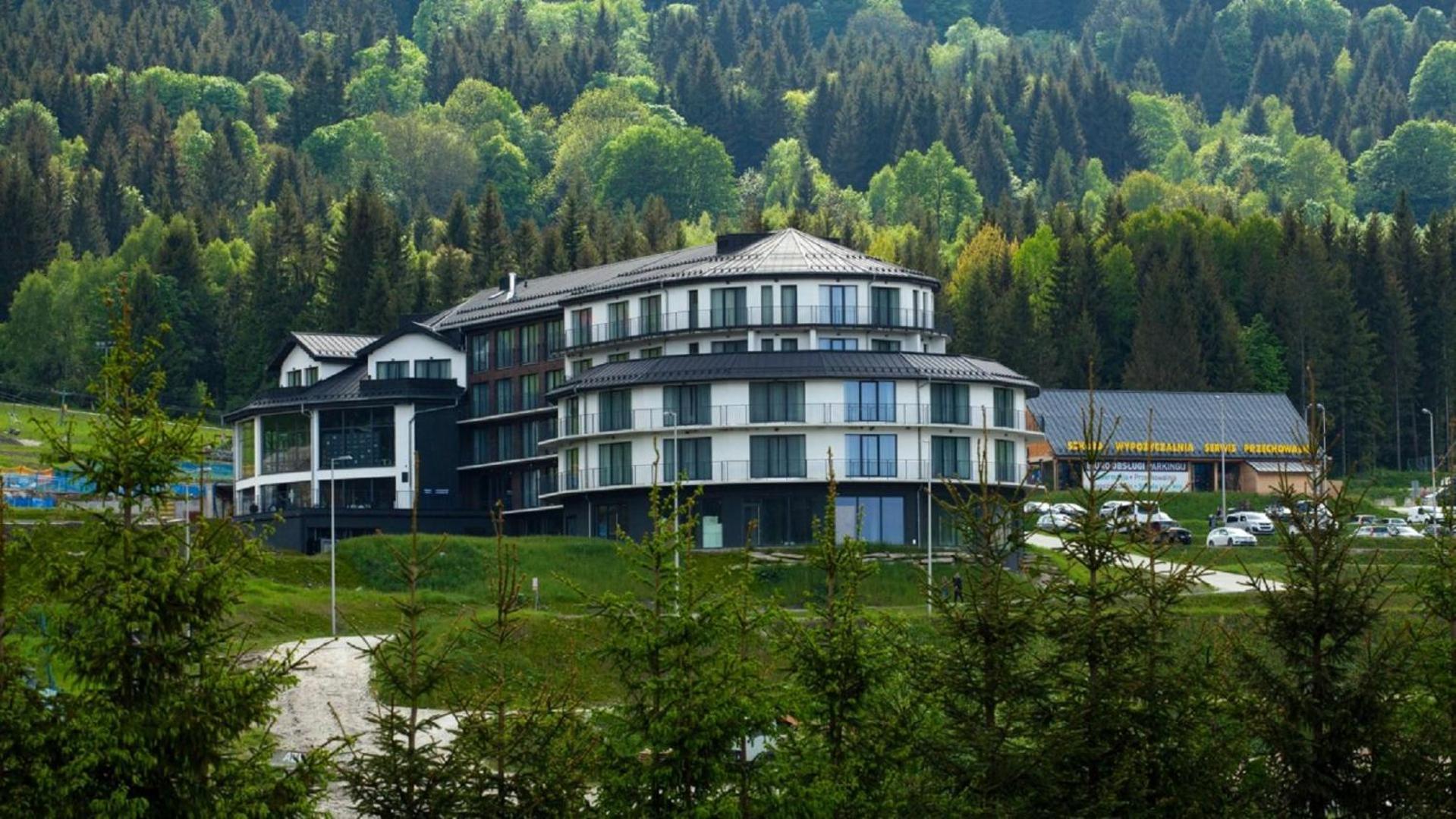 Czarna Perla - Czarna Gora Resort By Sun & Snow Basenem I Sniadaniem * Sienna (Klodzko)