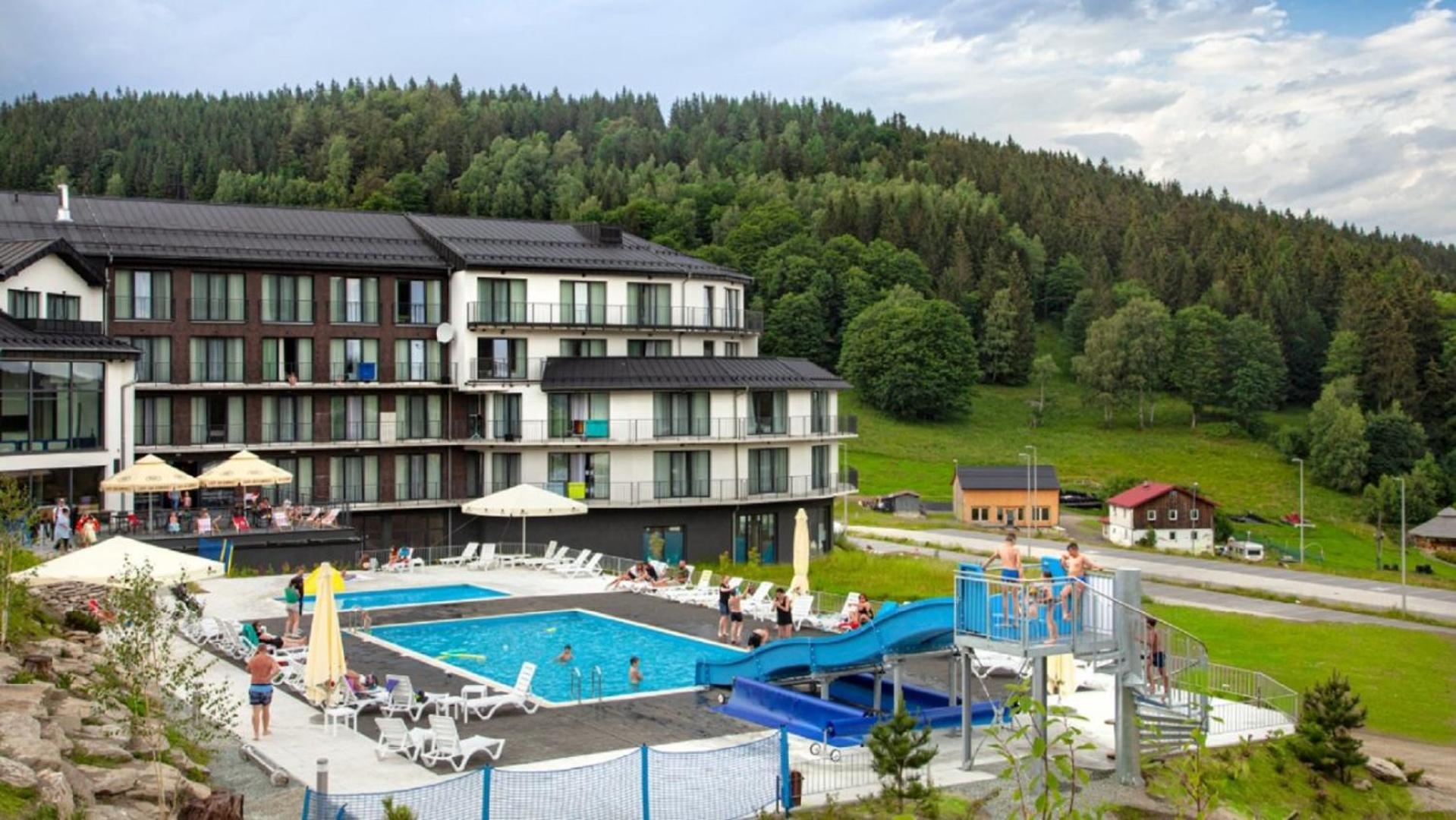 Apartment Czarna Perla - Czarna Gora Resort By Sun & Snow Basenem I Sniadaniem Sienna (Klodzko)